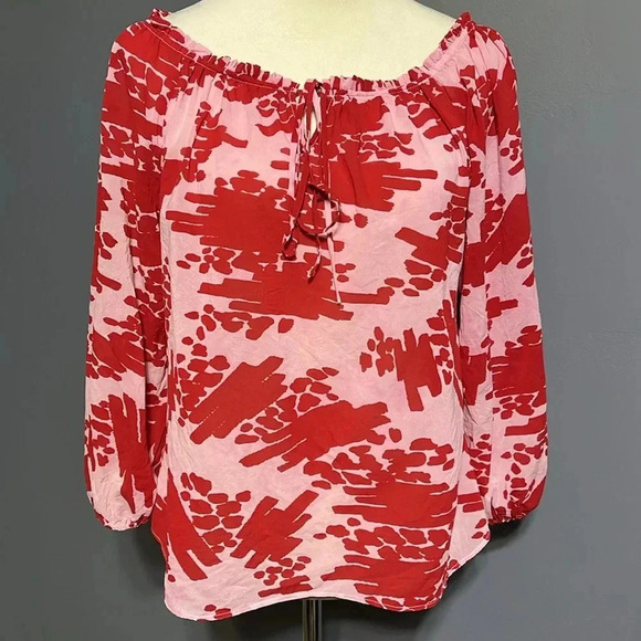 Alice + Olivia Tops - Alice + Olivia peasant top size small